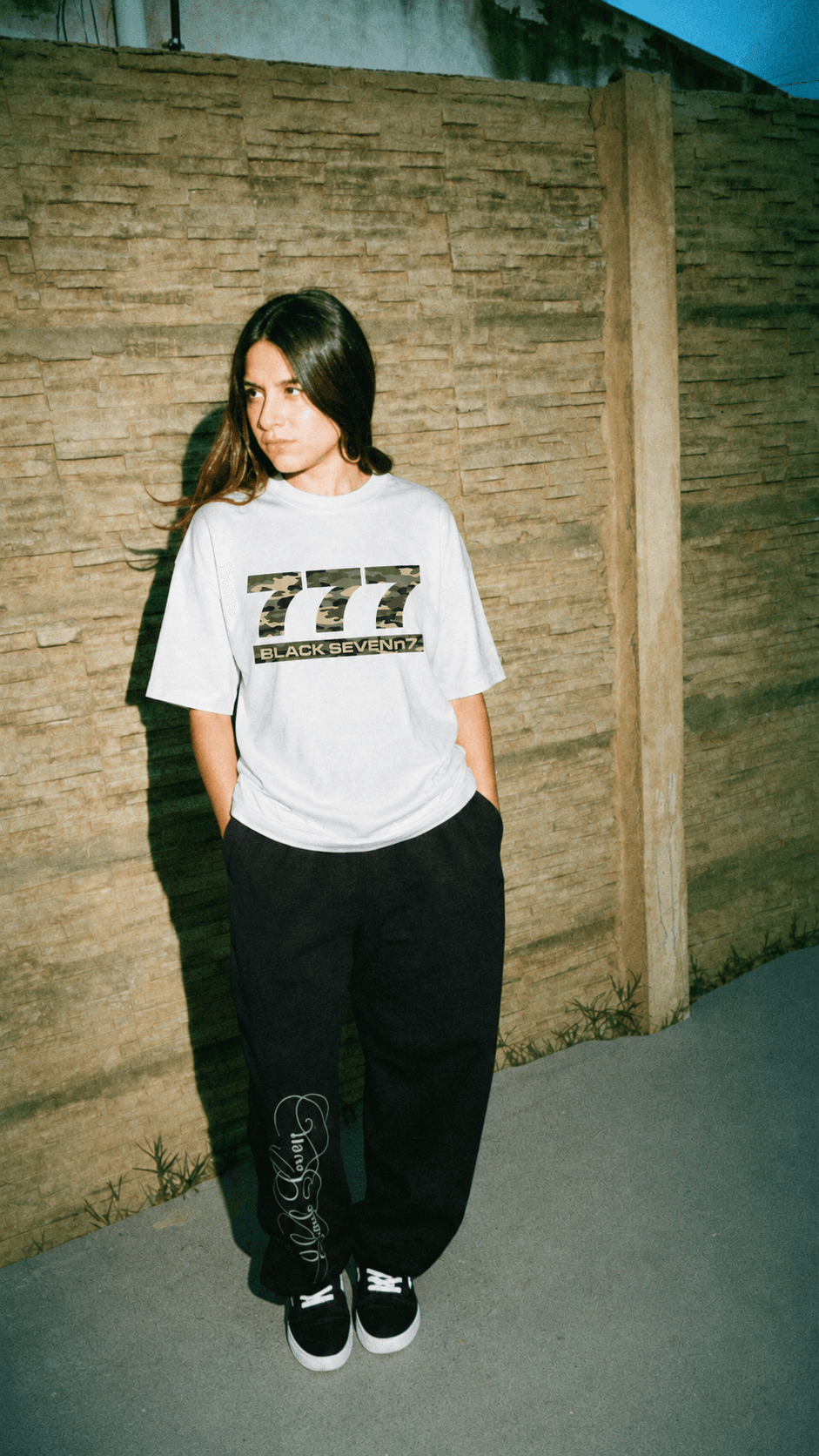 REMERA 777 WHITE hover